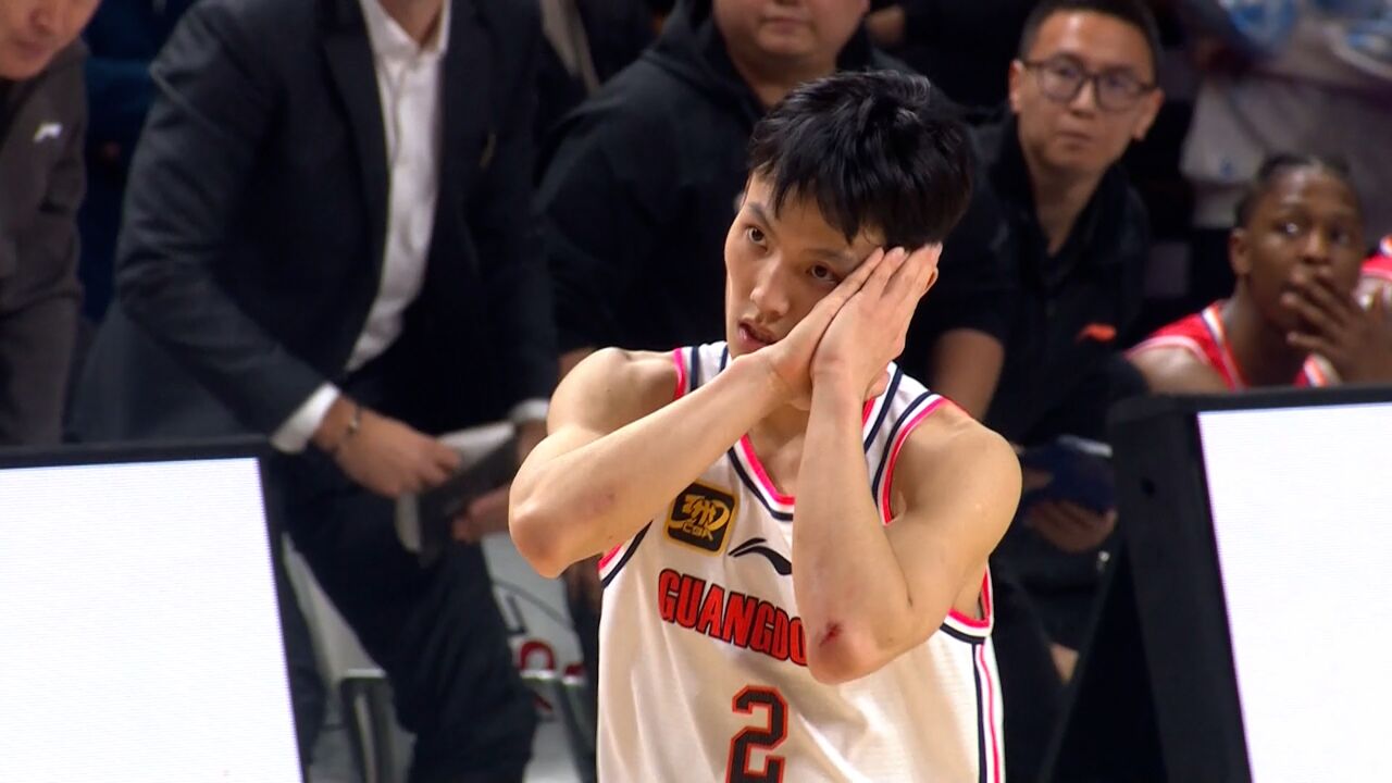 边路突破的